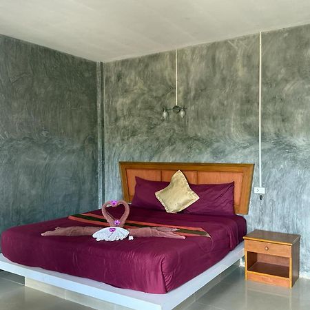 Lanta Natural Hut Garden Koh Lanta Bagian luar foto